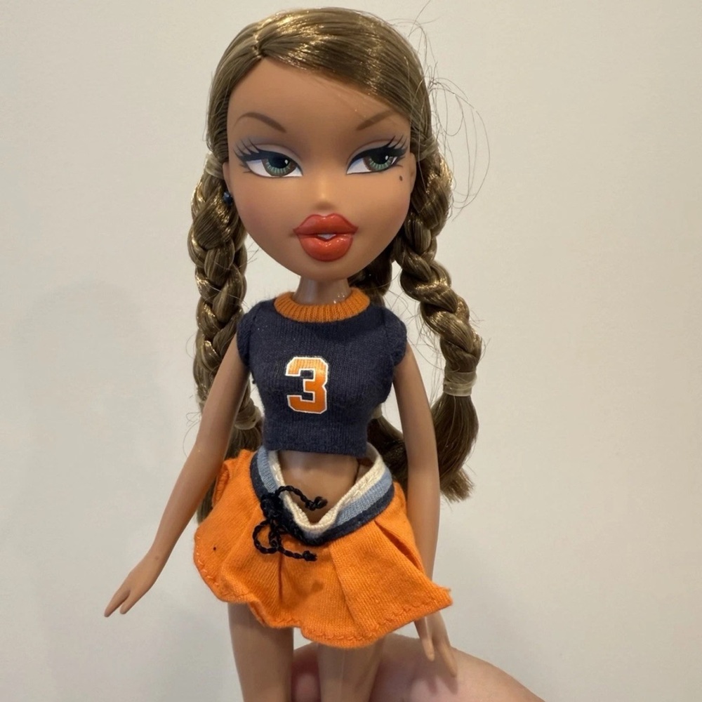 2/$85 vintage bratz doll